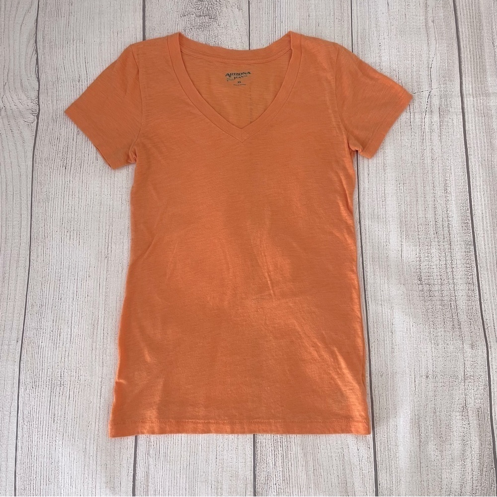 ARIZONA Women’s Juniors Short Sleeve Fitted T Shirt V-Neck Orange Size XS